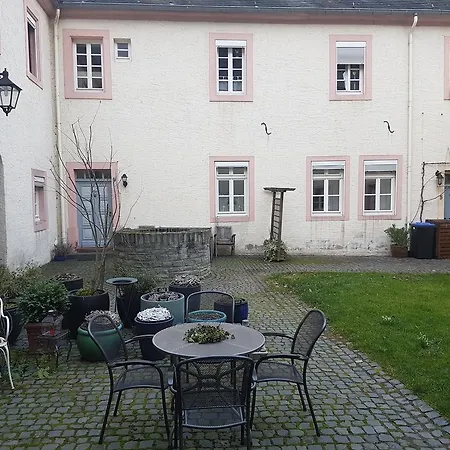 Weingut-Klosterhof Brauneberg Exterior photo